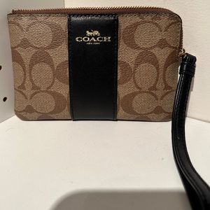 Coach Corner Zip Wristlet